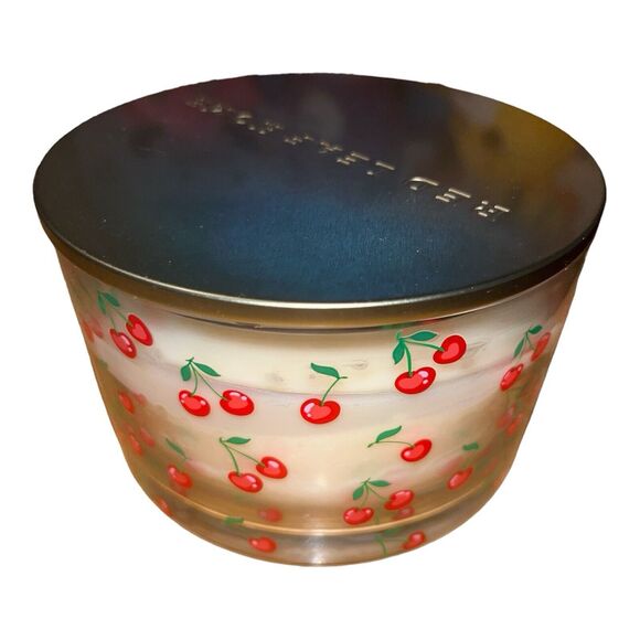Red Leaf Home Cherry Blossom Candle 3 Wick Wax Glass Jar w/ Cherries 16.5 oz NEW - Picture 2 of 5